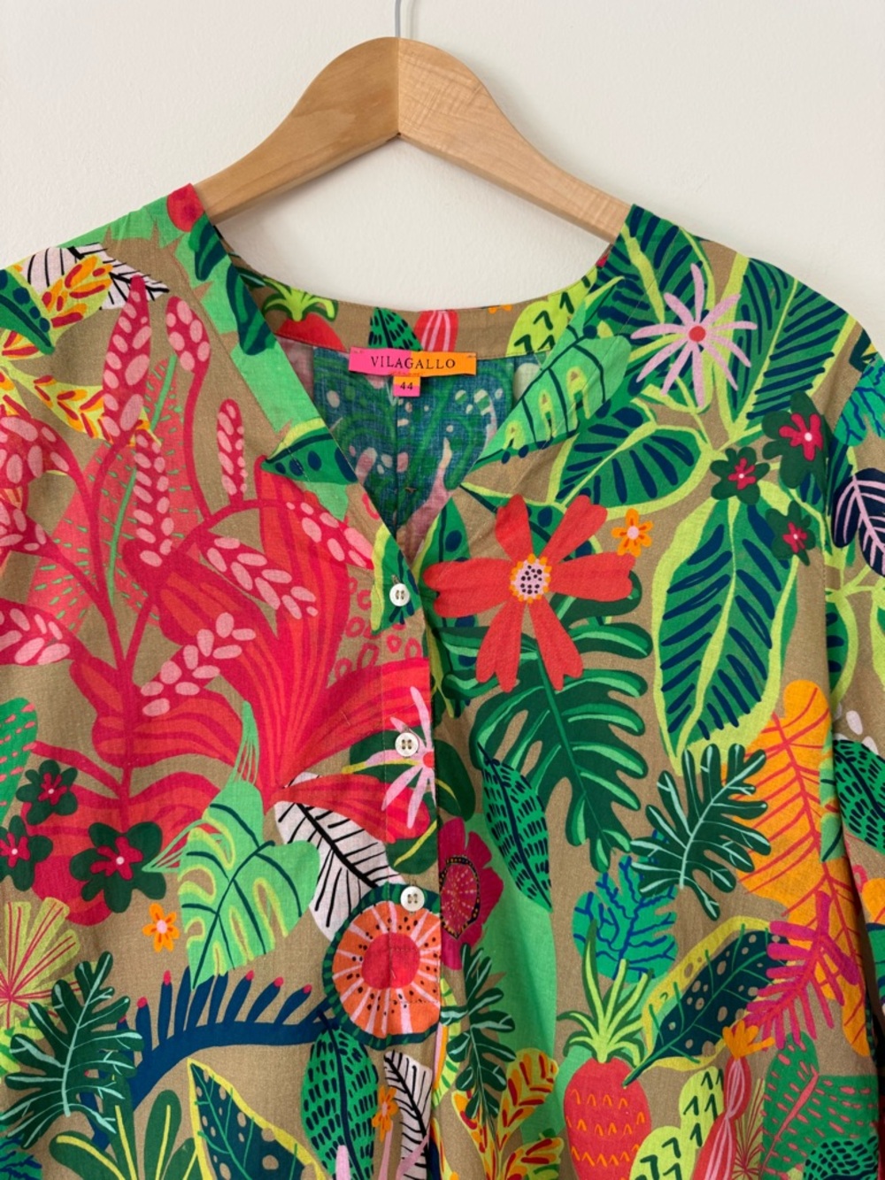 Vilagallo Tropical Floral Popover Blouse in Greens and Pinks, Size 10 - Picture 5 of 13